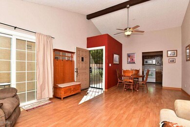 BEAMED CEILING WITH FAN