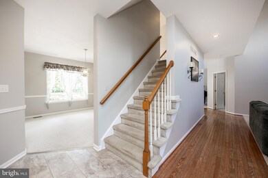 1145 Wendler Cir, Pottstown, PA 19465 - photo 5