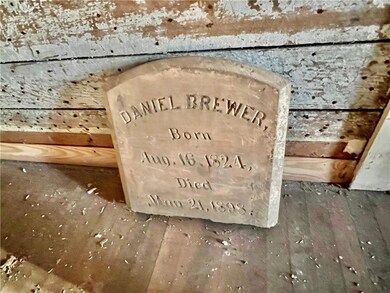 2001 Railroad Ave, Lecompte, LA 71346 - photo 5