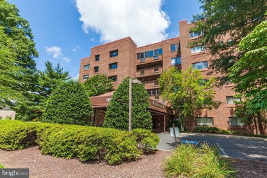 11500 Fairway Dr unit 607, Reston, VA 20190 - photo 2