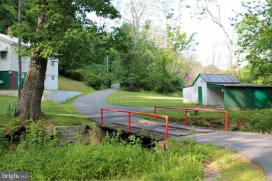13560 Cross Creek Dr, Clear Spring, MD 21722 - photo 7