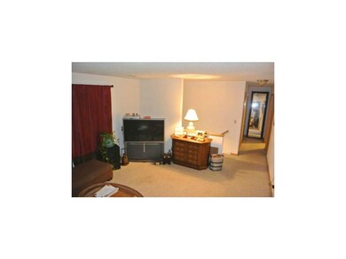 Living Room-L2.