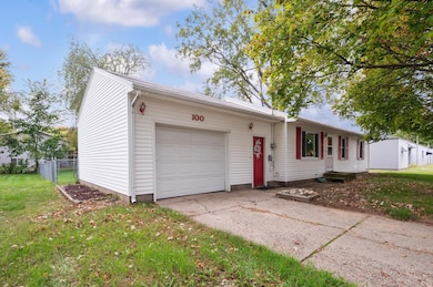 100 Roth St SE, Grand Rapids, MI 49548 - photo 2