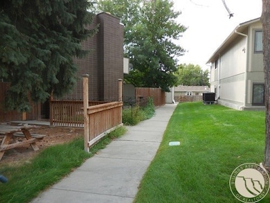 Sidewalk to unit from Ave C