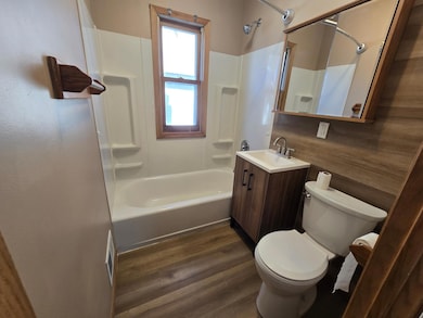 4105 4th St NE, Columbia Heights, MN 55421 - photo 5