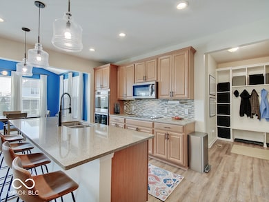 9668 Madera Ct, Fishers, IN 46040 - photo 2