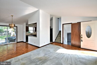 126 Independence Dr, Morrisville, PA 19067 - photo 7