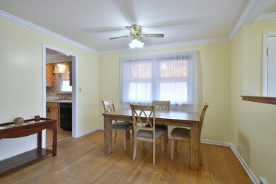 1043 E Algonquin Rd, Des Plaines, IL 60016 - photo 5