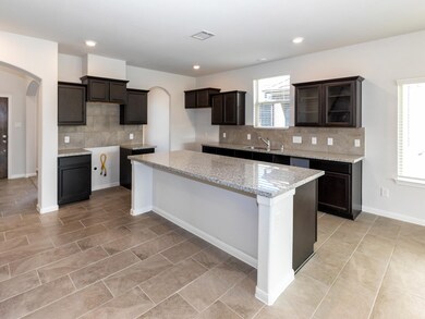 5169 Echo Falls Dr, Alvin, TX 77511 - photo 4