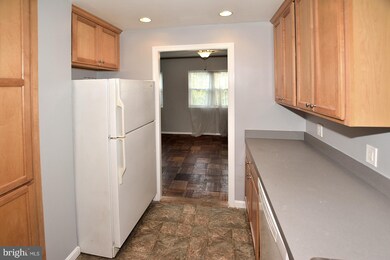 1716 Preston Rd unit 815-1716, Alexandria, VA 22302 - photo 4