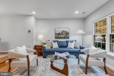 10356 Bridgetown Place unit 135, Burke, VA 22015 - photo 5