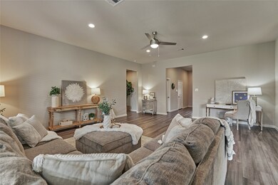 31311 Raleigh Creek Dr, Tomball, TX 77375 - photo 6