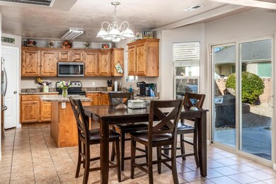 4 Clover Ln, Washington, UT-25