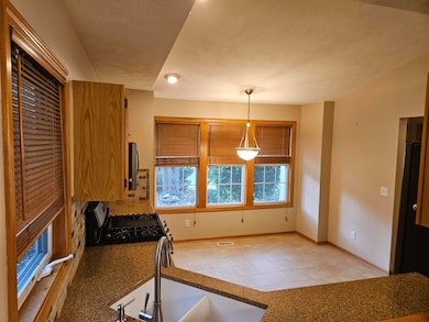 3877 Old Elm Dr SE, Grand Rapids, MI 49512 - photo 6