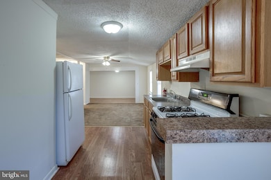 7B Dresser Ave unit 1, Burlington, NJ 08016 - photo 7