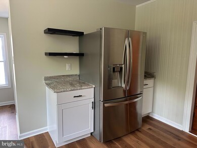 11765 Supinlick Ridge Rd, Edinburg, VA 22824 - photo 6