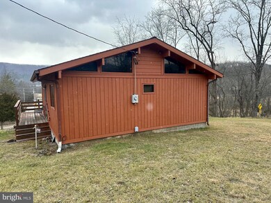 27 Hummingbird Heights W, Franklin, WV 26807 - photo 4