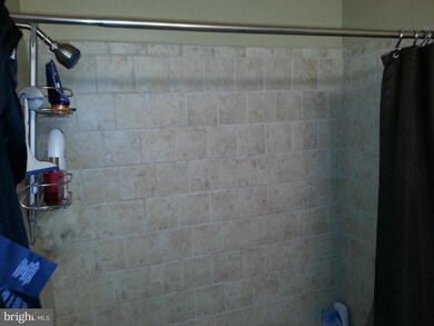 6439 Richmond Hwy unit 201, Alexandria, VA 22306 - photo 2