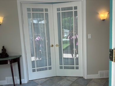 1881 Somerset Ln unit 8, Northbrook, IL 60062 - photo 4