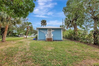 922 SE Bayou Ave unit A, Stuart, FL 34994 - photo 4