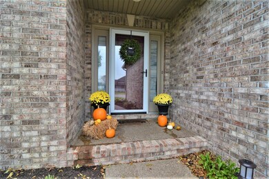 216 Westbriar Blvd, Newburgh, IN 47630 - photo 3