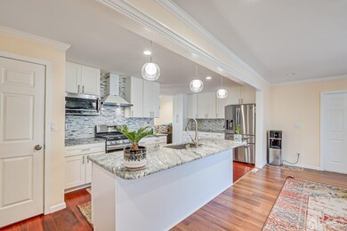 113 W Warren St, Iselin, NJ 08830 - photo 4