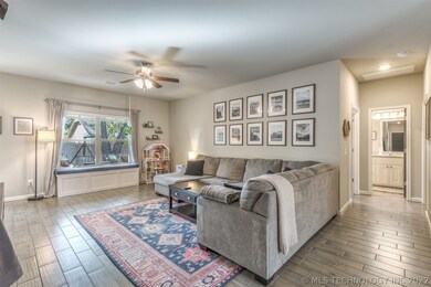 1101 W Gulfport St, Broken Arrow, OK 74011 - photo 5