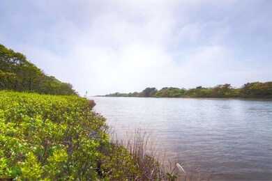 Kayak, paddleboard, fish from private pond access.