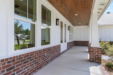 100 Grizzly St, Freeport, FL 32439 - photo 4