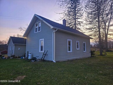 34 Button Rd, Troy, NY 12182 - photo 4