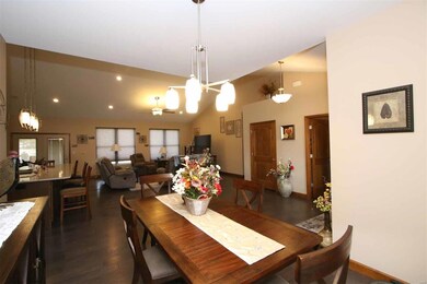 321 Sleeping Indian Dr, Freeburg, IL 62243 - photo 5