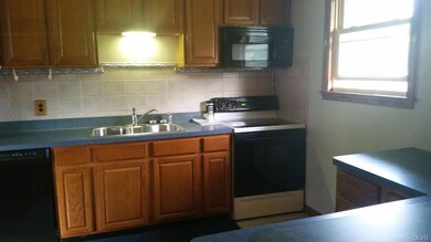 5545 Mohawk Dr, Bethlehem, PA 18017 - photo 4