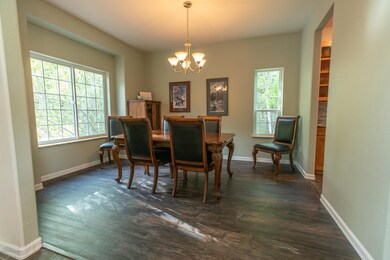 Formal Dining