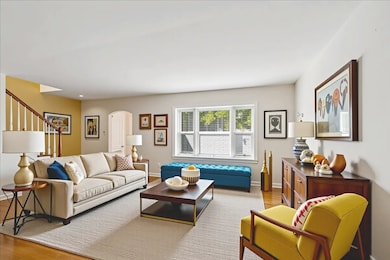 1927 Warren St, Evanston, IL 60202 - photo 2