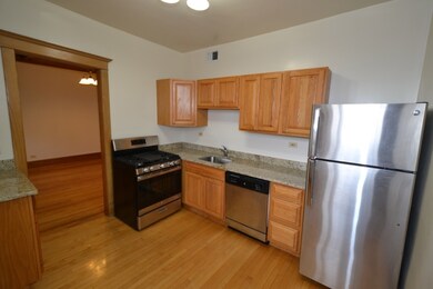 4844 N Bell Ave unit 3, Chicago, IL 60625 - photo 3