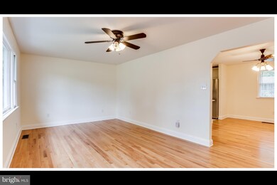 247 Obrecht Rd, Sykesville, MD 21784 - photo 4