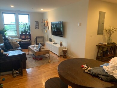 100 Fellsway W unit 304, Somerville, MA 02145 - photo 2