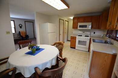 146B Barretts Hill Rd, Hudson, NH 03051 - photo 7