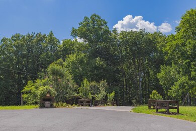 1480 Bicentennial Trl