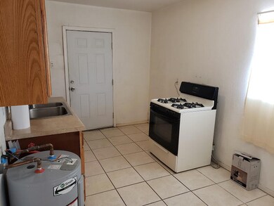 7542 Corozal Dr, El Paso, TX 79915 - photo 4