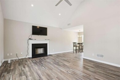 7169 Sweet Gum Ct, Lithonia, GA 30058 - photo 7