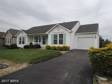 258 Hook Dr, Martinsburg, WV 25405 - photo 2