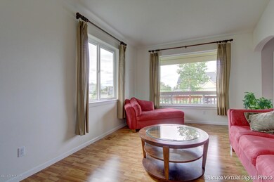 Living room w/south & west exposure &
