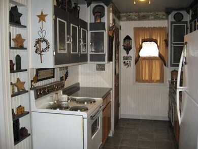 11824 Walnut Dowler Rd, Logan, OH 43138 - photo 4