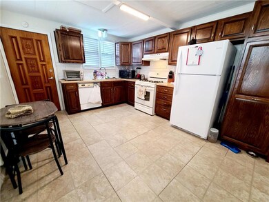 619 W Broad St, Bethlehem, PA 18018 - photo 7