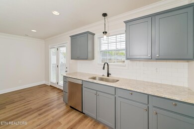 006-photo-kitchen-14421252