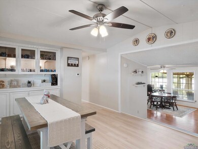 3065 E Lake unit 3065 East Lake, Gilmer, TX 75647 - photo 7