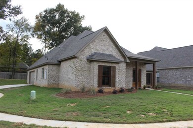 135 Hampton Chase, Madison, MS 39110 - photo 2