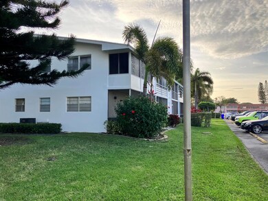 230 Sheffield J, West Palm Beach, FL 33417 - photo 5