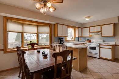 2 Cornell Ct, Tinton Falls, NJ 07724 - photo 4